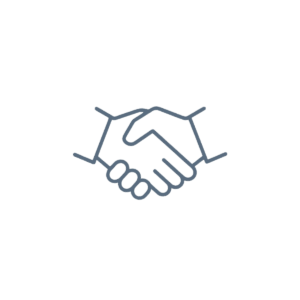 “Consulente che offre supporto umano stringendo la mano a un cliente in ufficio moderno.”